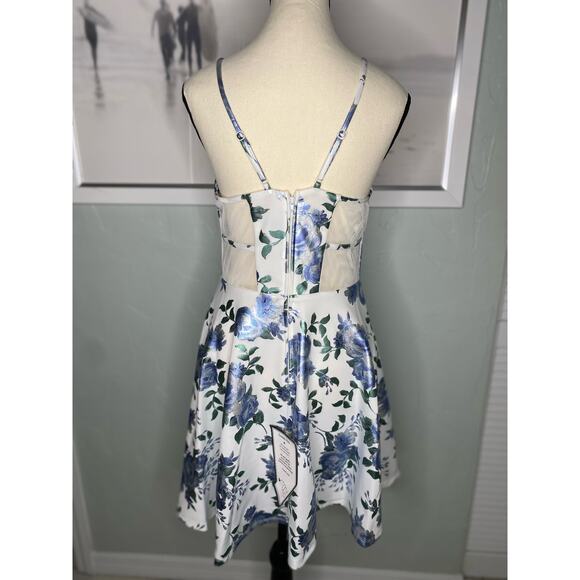 City Studio Floral-Metallic Print Mesh-Insert Skater Dress - Picture 5 of 11